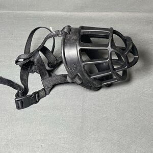 Baskerville Ultra Dog Muzzle, Size 6 for Dogs 25 to 45 Lbs